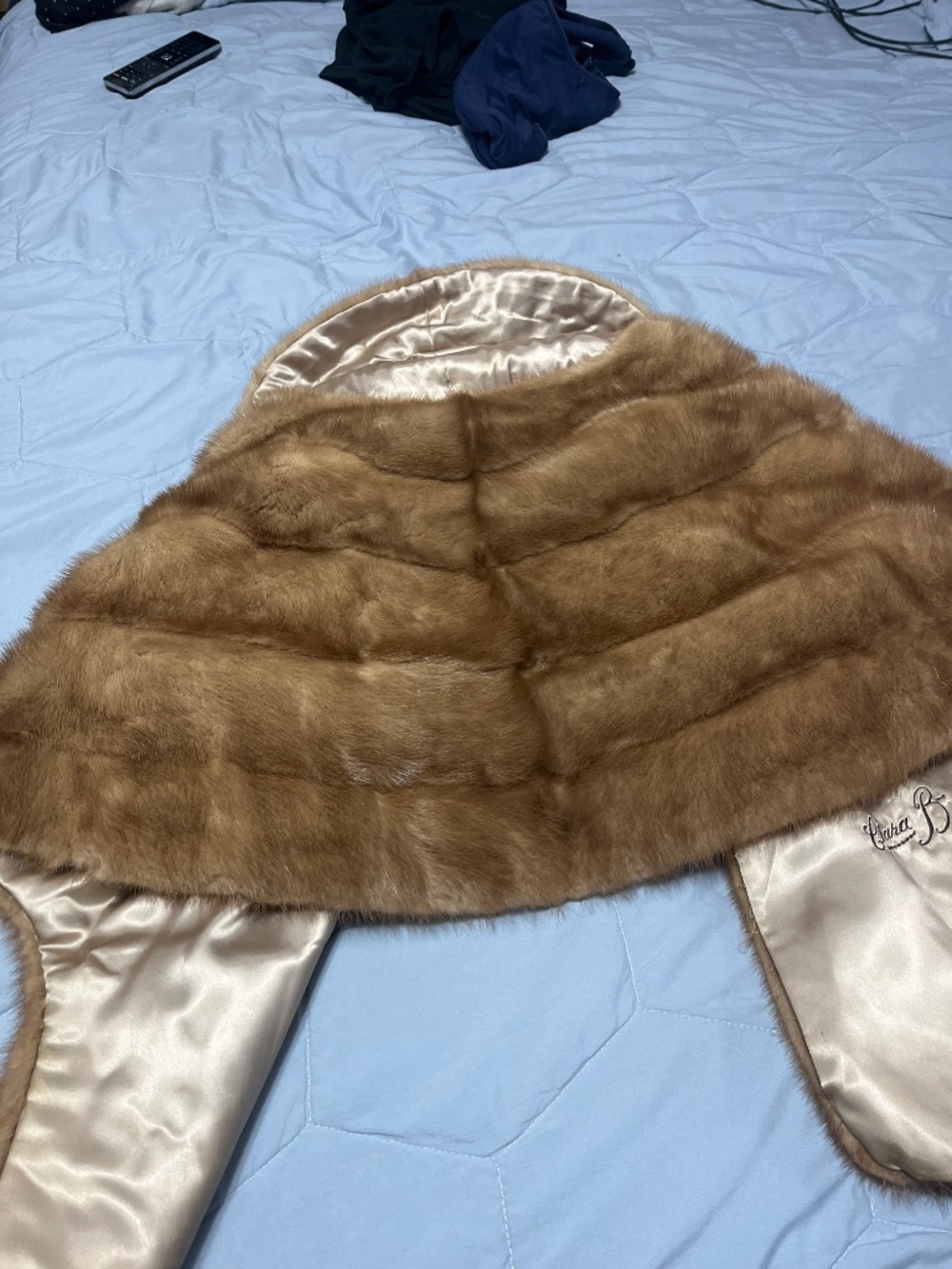 2 Vintage fur stoles , fur bundle